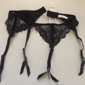 Garter belt